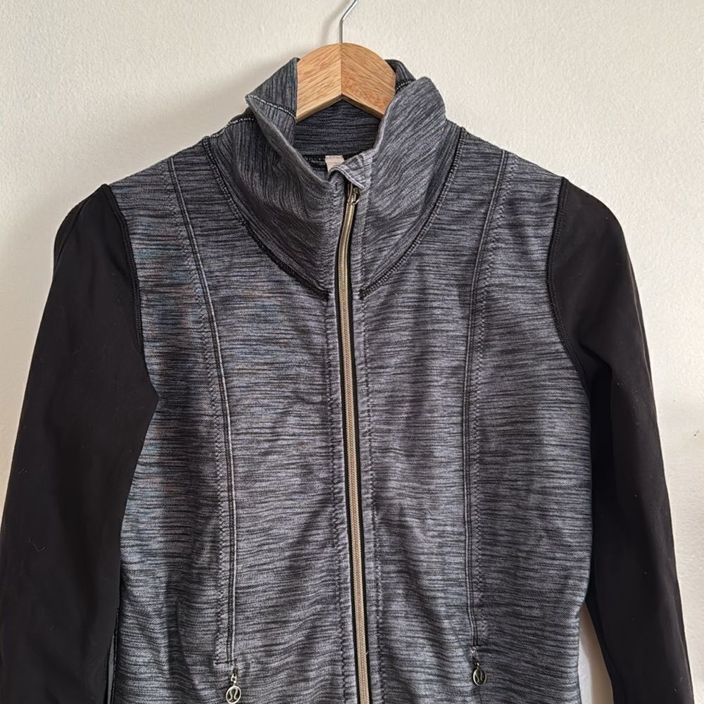 Lululemon Daily Yoga Jacket Euc - image 2